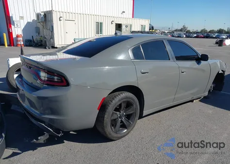 2018 Dodge Charger Sxt Plus Rwd z USA, uszkodzony, nr VIN 2C3CDXHG2JH134120